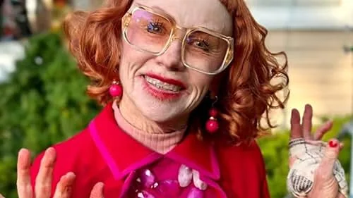 Aunt gladys in weapons