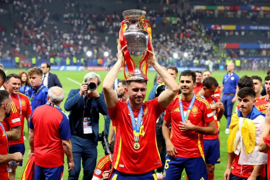 Aymeric laporte to join athletic