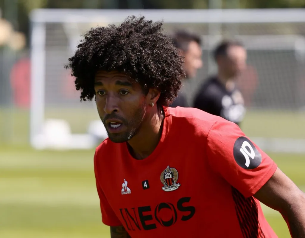 Dante makes europa league history