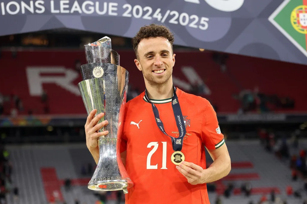 Diogo Jota Contract Paid in Full to Family: Arne Slot Confirms Liverpool's Unprecedented Gesture 1 Diogo jota