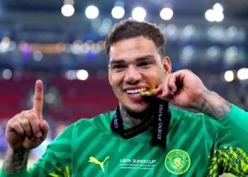 Éderson to join fenerbahçe from city