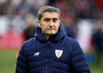 Ernesto valverde suspended