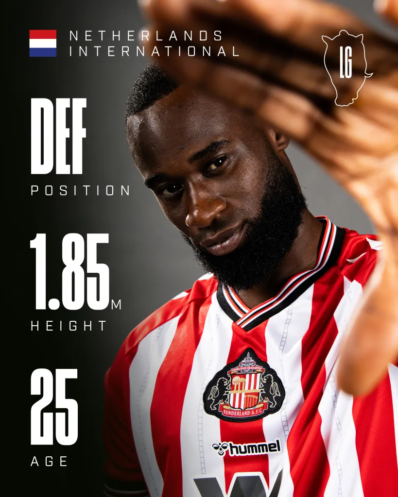 Geertruida signs for sunderland