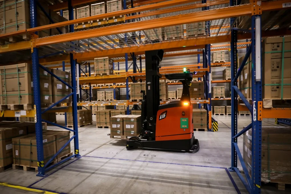 Huawei SMART Logistics Solution: Revolutionizing Warehousing 3 Huawei smart logistics 3