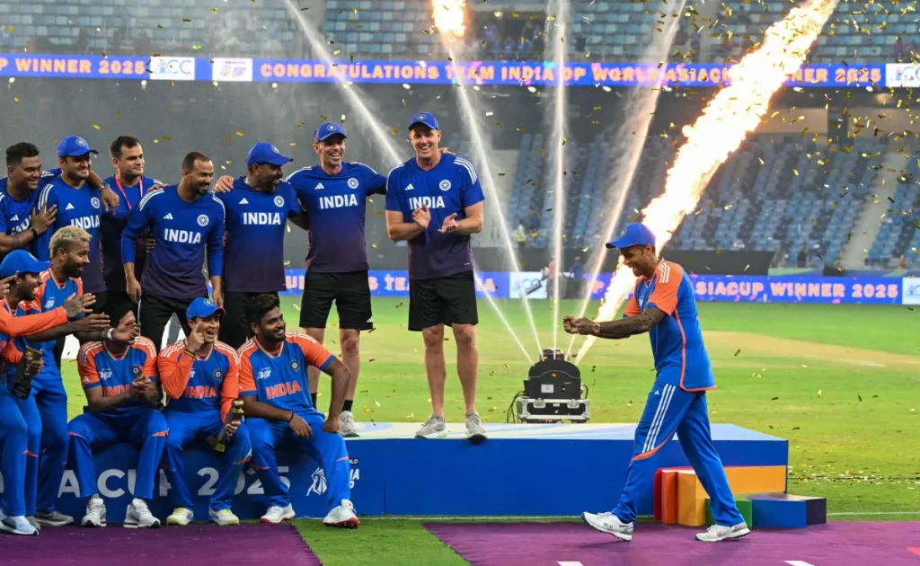BCCI Awards India ₹21 Crore: 813% More Than Asia Cup Prize Money 1 India refused to accept trophy despite beating pakistan