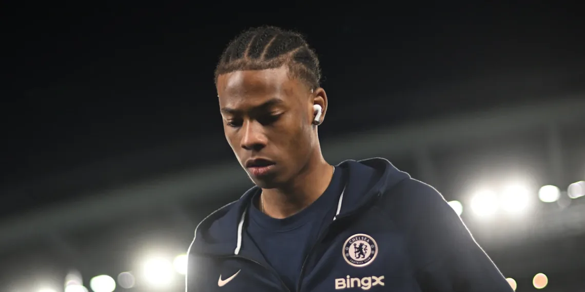 Ishe samuels smith back in chelsea