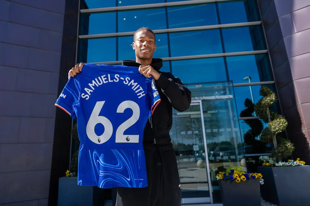 Ishe samuels smith rejoin chelsea from strasbourg