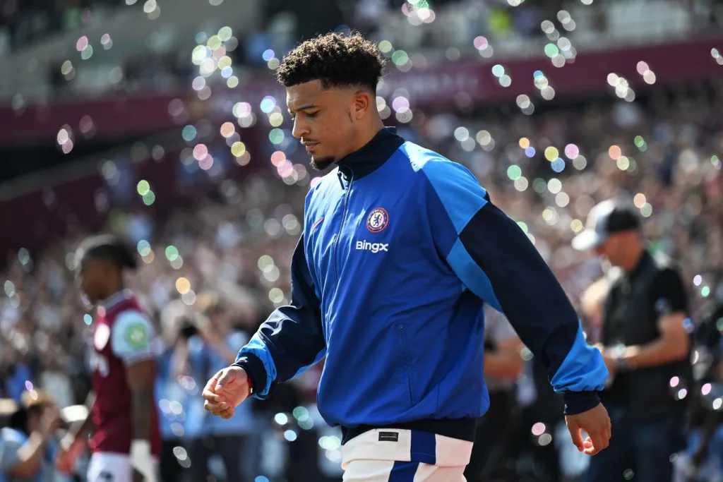 Jadon sancho to join aston villa