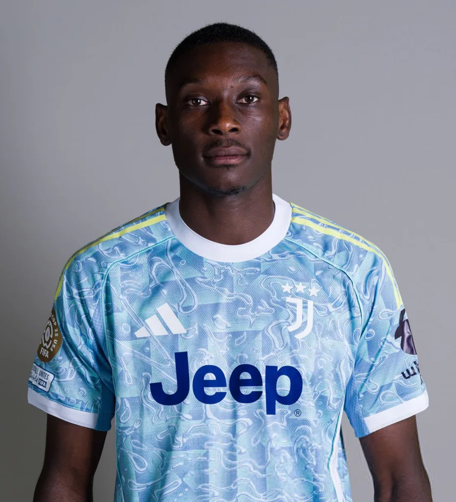 Kolo muani join tottenham