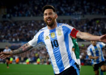 End of an Era on the Horizon? Lionel Messi Hints at International Retirement After Emotional Home Farewell