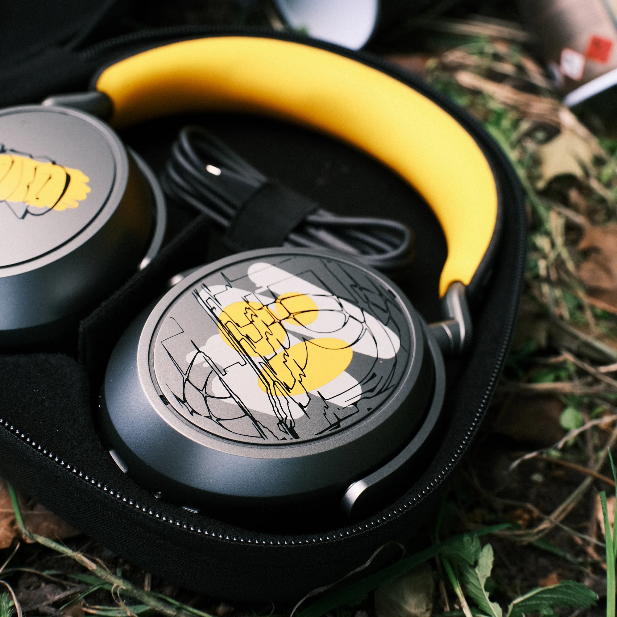 Sennheiser MOMENTUM 4 80th Anniversary Edition: Street Art Meets Premium Audio