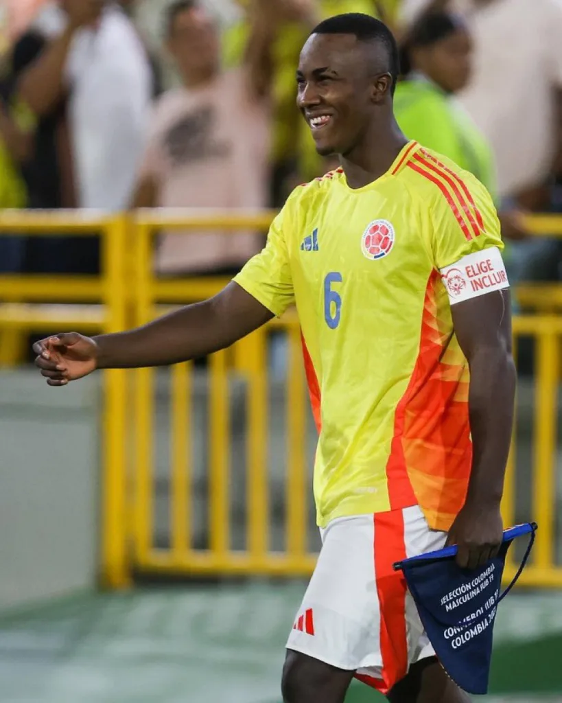 Man United Win Transfer Battle for Colombian Sensation Cristian Orozco 2 Man united to sign cristian orozco