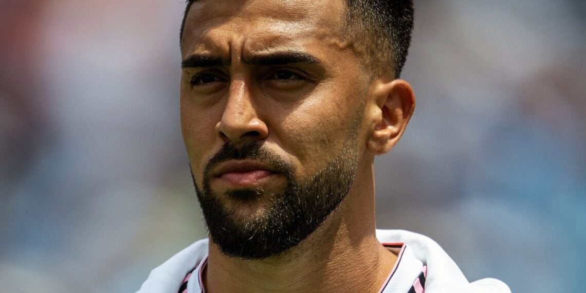 Nico gonzález to join atletico on loan