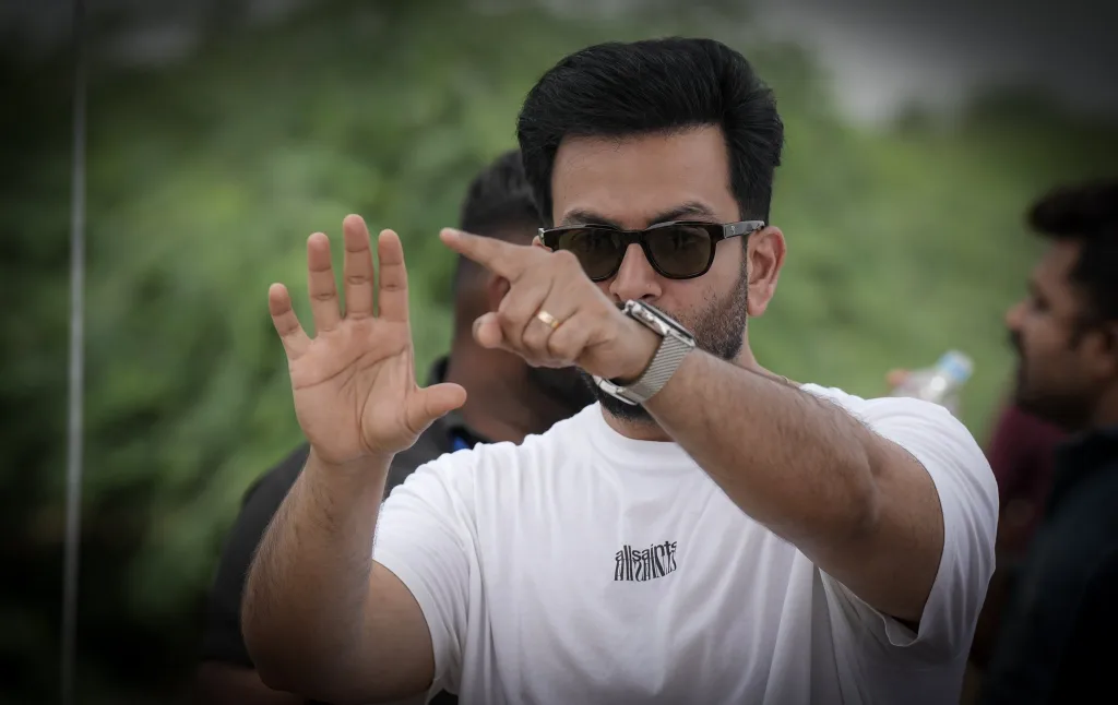 Prithviraj sukumaran's house raided