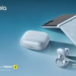 Motorola Razr 60 & Moto Buds Loop Swarovski Edition