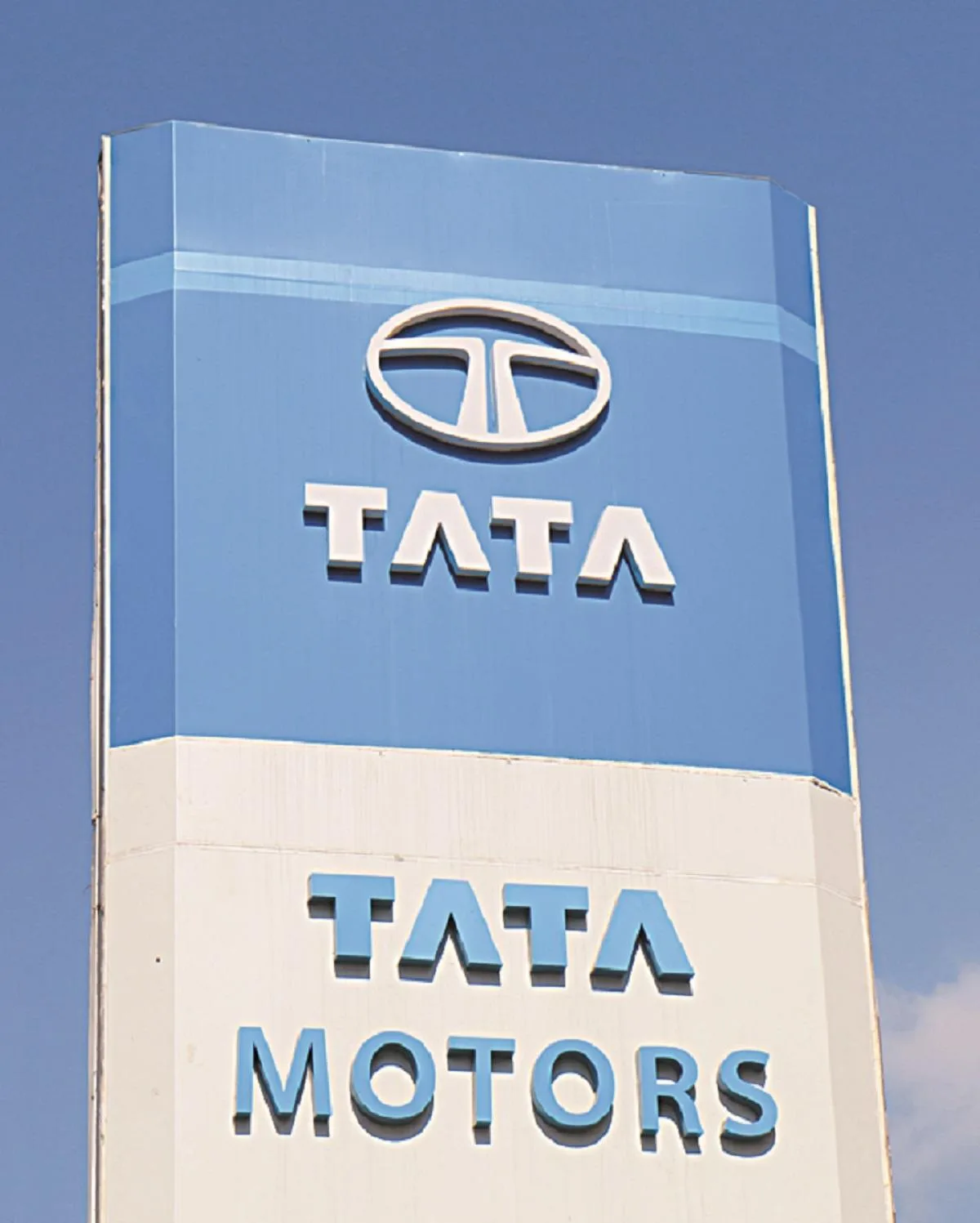 Tata Motors Slashes Car Prices by Up to ₹1.55 Lakh with GST Benefits
