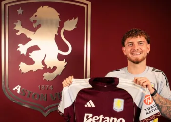 Villa sign harvey elliott