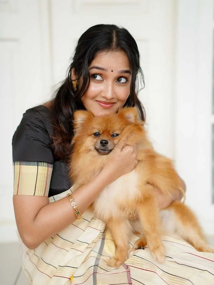 Anikha Surendran: From Child Star to Leading Lady - The Rise of South Cinema's Newest Sensation 1 Anikha Surendran