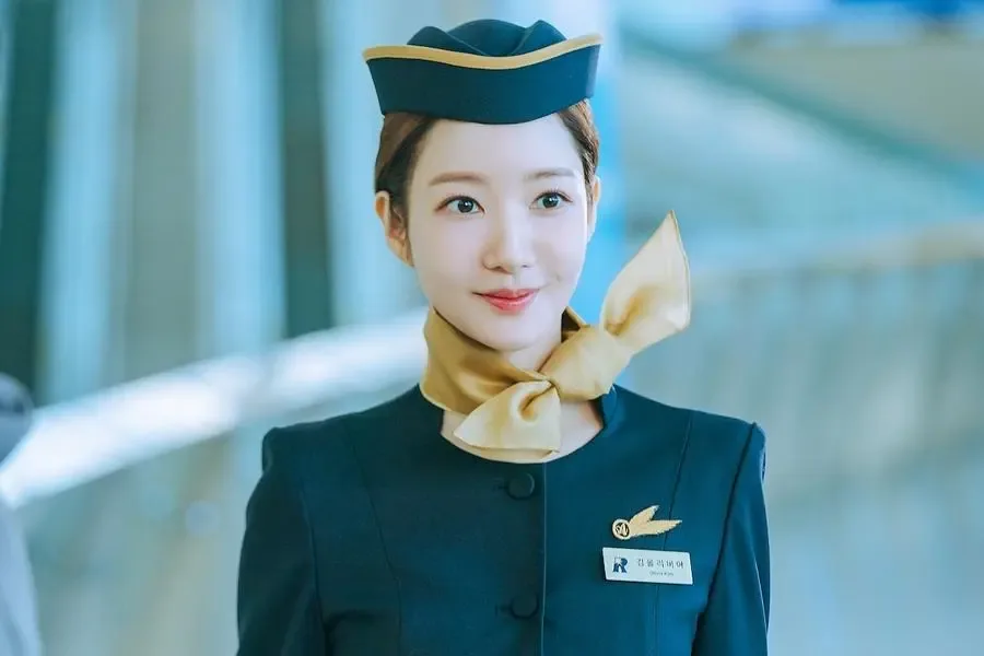 "Confidence Queen": Park Min Young's Action-Packed Con Artist Drama Premieres September 6 2 Image