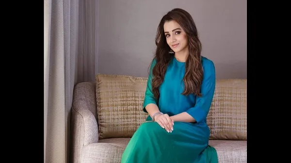 Trisha Krishnan's Timeless Elegance: Latest 2025 Photos Prove She's Still the "Queen of South India" 1 Trisha Krishnan