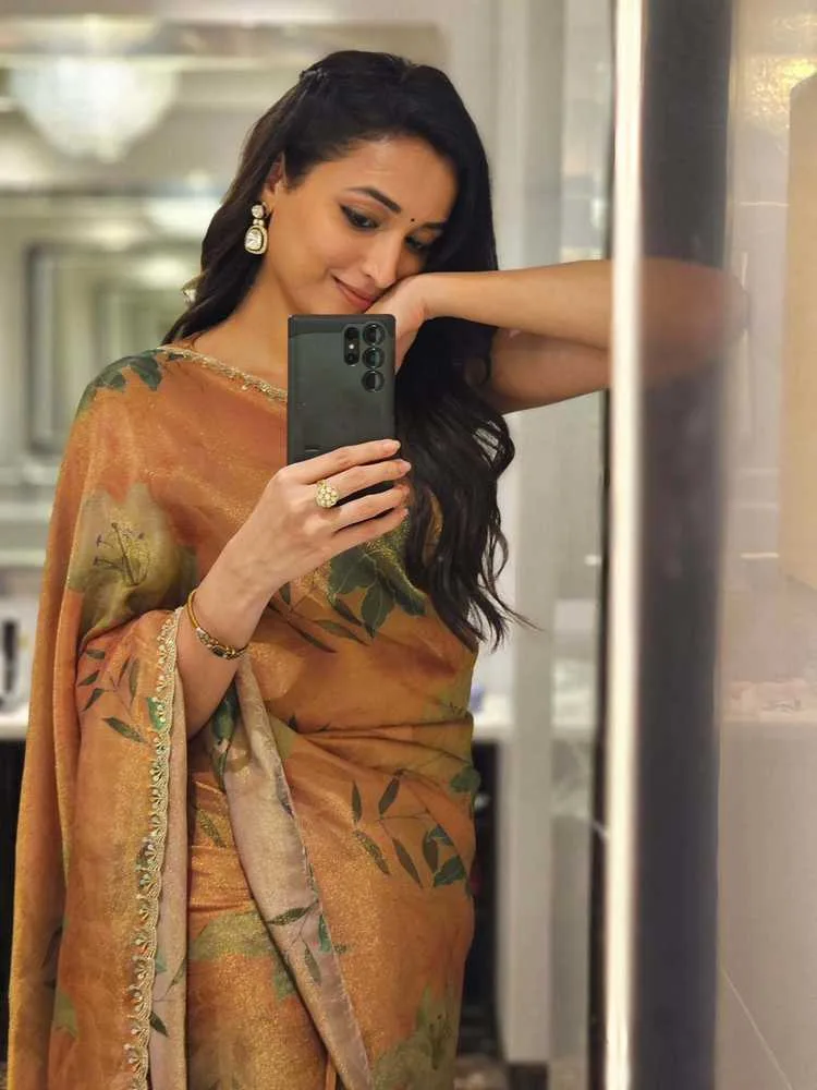Srinidhi Shetty's Strategic Evolution: From KGF's Reena to HIT 3's Mrudula - A Star Reborn 3 Image