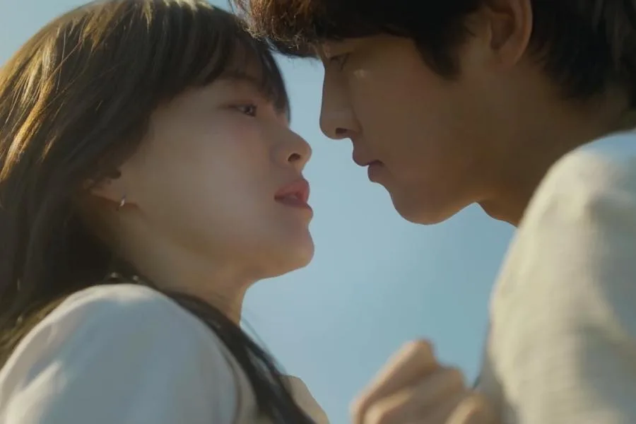 Jung So Min is Torn Between Choi Woo Shik and Seo Bum June in "Would You Marry Me" 2 Image