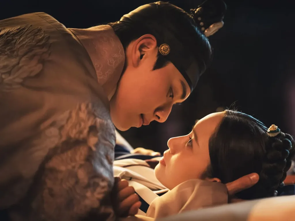 "Bon Appétit, Your Majesty" Cast Celebrates Success with Vietnam Reward Trip 2 Image