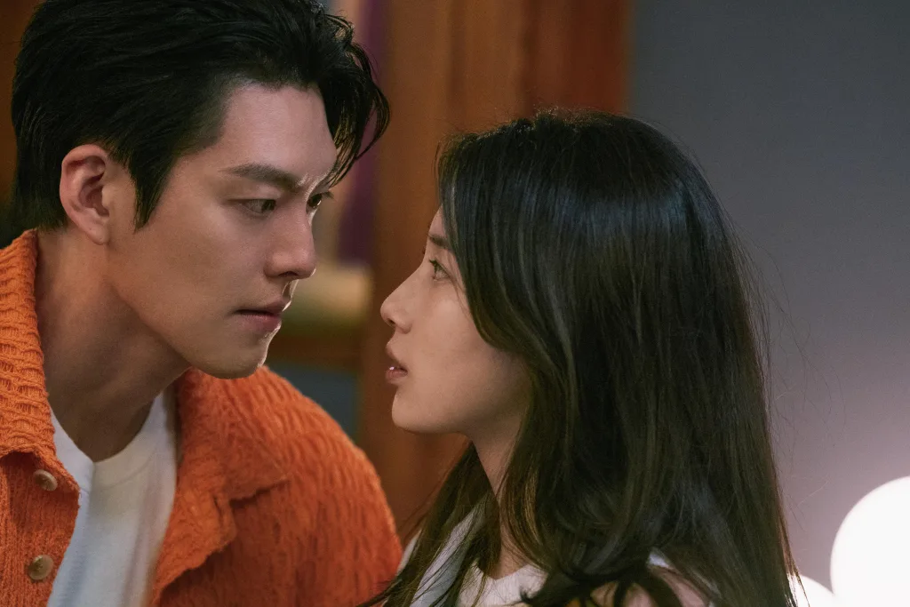 Kim Eun-sook Praises Kim Woo-bin and Suzy's Perfect Chemistry in "Genie, Make a Wish" 1 Kim Eun-sook