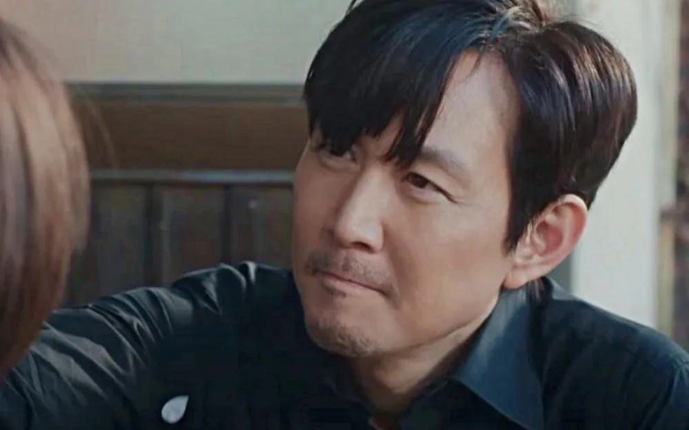 Lee Jung-jae Returns to Romance: "Nice to Not Meet You" Unveils Star-Studded Cast 2 Image