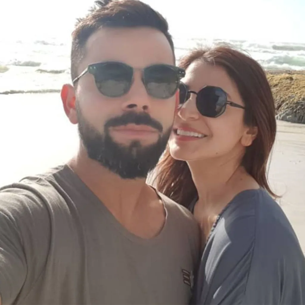 Virat Kohli & Anushka Sharma's Cozy London Selfie Melts Hearts 1 Virat Kohli