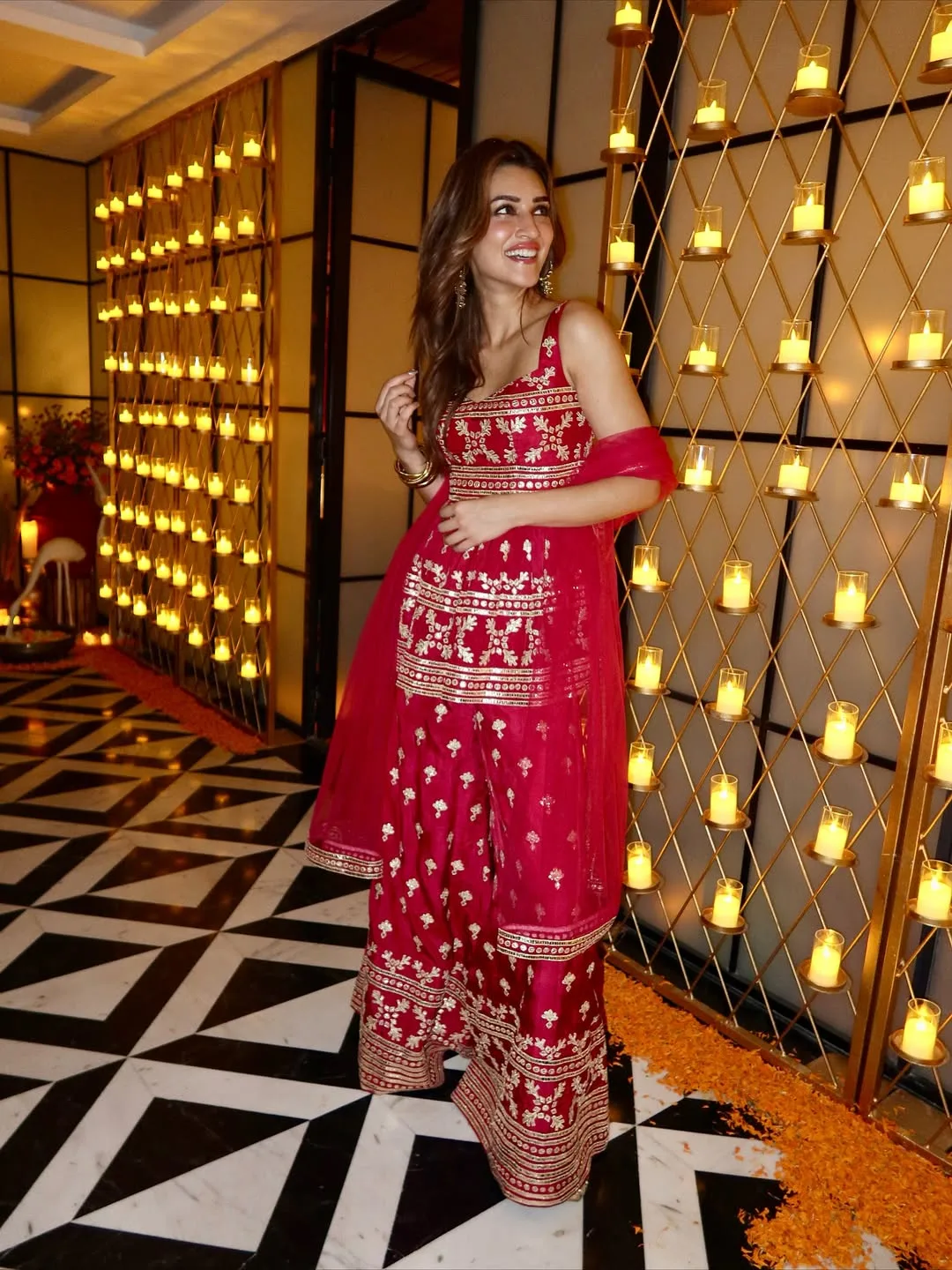 Kriti Sanon Hot Pics