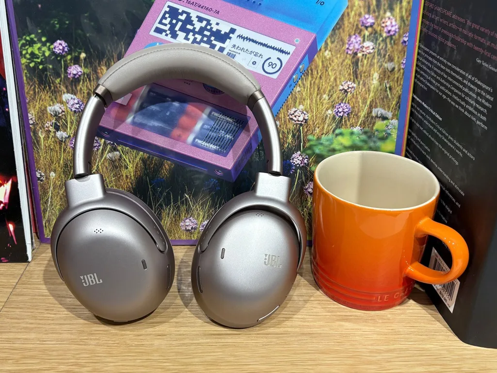 JBL Tour ONE M3 लॉन्च: स्मार्ट Tx और 70 घंटे की बैटरी 1 जेबीएल टूर वन एम3