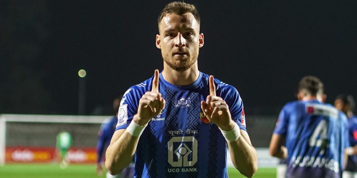 Jamshedour sign nikola stojanovic