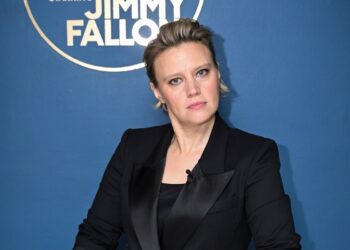 THE TONIGHT SHOW STARRING JIMMY FALLON -- Episode 2189 -- Pictured: Actress & comedian Kate McKinnon poses backstage on Tuesday, September 23, 2025 -- (Photo by: Todd Owyoung/NBC via Getty Images)