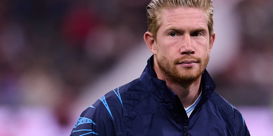 MILAN, ITALY - SEPTEMBER 28: Kevin De Bruyne of Napoli SSC looks on during the Serie A match between AC Milan and SSC Napoli at Giuseppe Meazza Stadium on September 28, 2025 in Milan, Italy. (Photo by Emmanuele Ciancaglini/Ciancaphoto Studio/Getty Images)