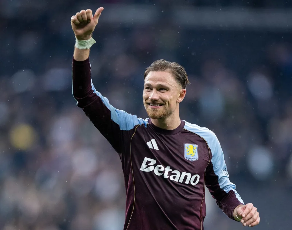 Aston Villa Secure Matty Cash Future with New Deal Through 2029 1 Aston Villa Agree New Contract with Matty Cash Until 2029