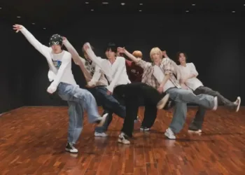 BOYNEXTDOOR “Hollywood Action” Dance Practice: High-Energy Choreography Goes Viral
