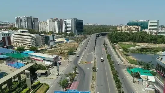 Bengaluru's New Business Corridor: How It Will Transform Your Commute 1 Bengaluru
