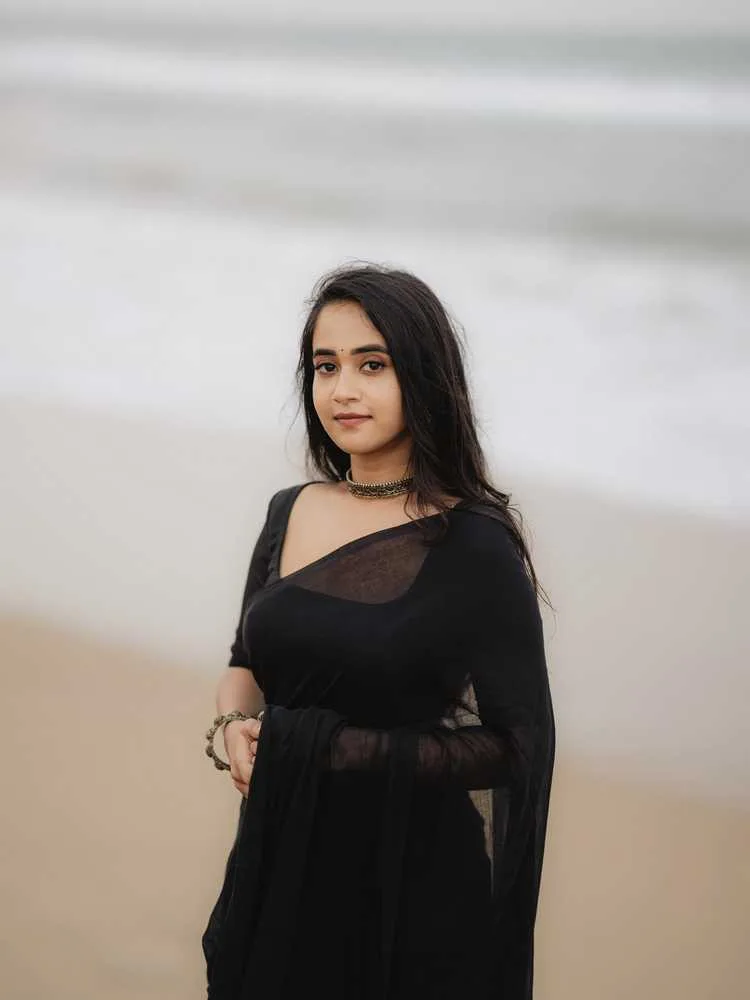 Deepthi Sunaina: The Rising Star Transforming Telugu Entertainment 2 image 1114 Deepthi Sunaina: The Rising Star Transforming Telugu Entertainment