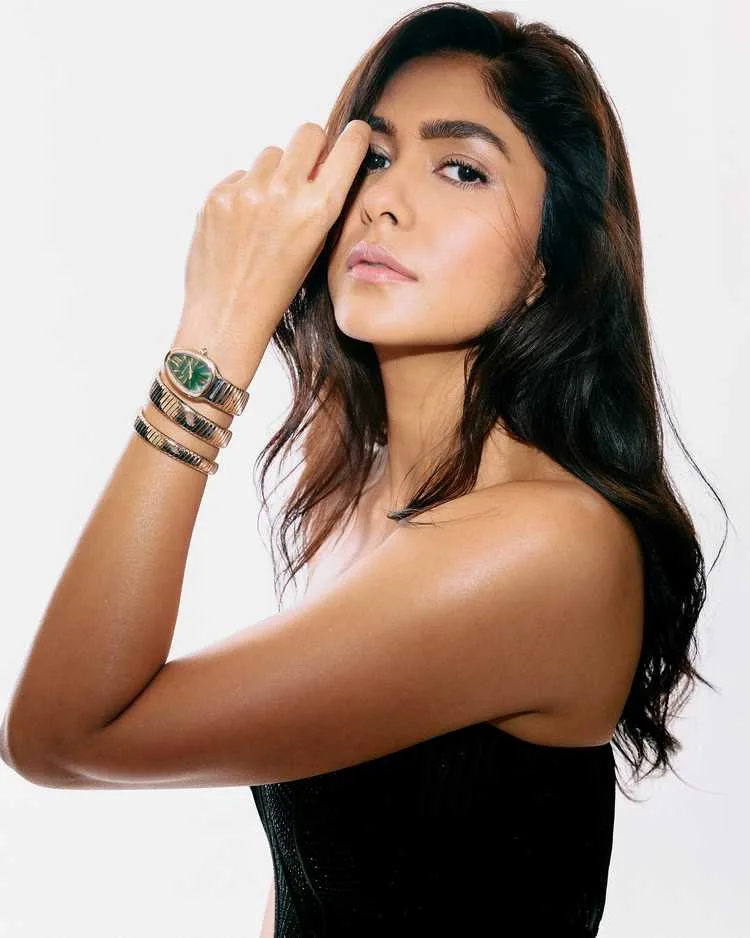Mrunal Thakur: The Pan-Indian Star Dominating Bollywood and Beyond 2 image 1153 Mrunal Thakur: The Pan-Indian Star Dominating Bollywood and Beyond