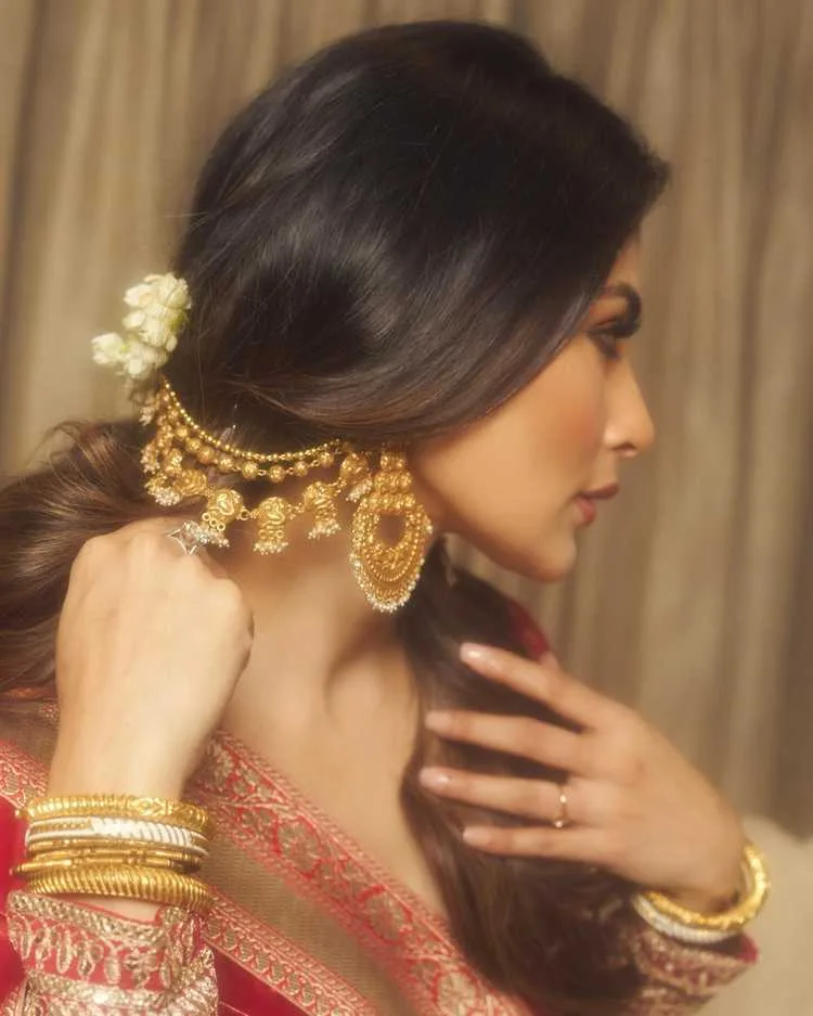 Mouni Roy