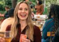 Nobody Wants This. Kristen Bell as Joanne in episode 209 of Nobody Wants This. Cr. Erin Simkin/Netflix © 2025