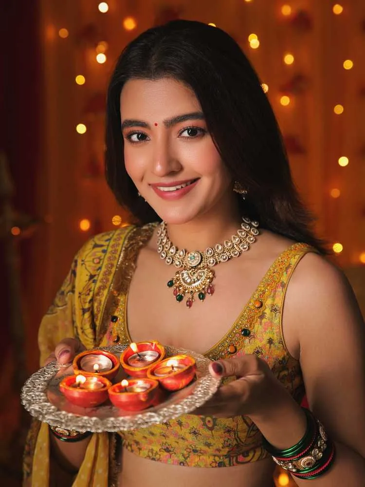 Rukshar Dhillon’s Latest Photoshoot: A Fusion of Elegance and Contemporary Style