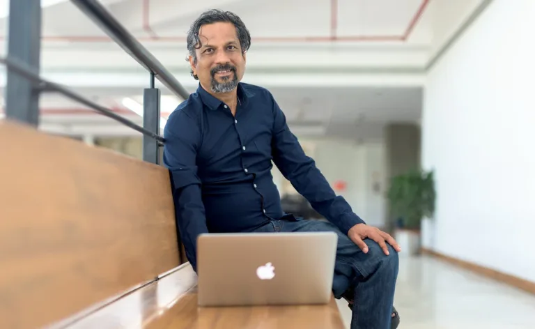 Sridhar Vembu Explains the Tech Behind Zoho’s Arattai: A Swadeshi Messaging App Built on Deep Engineering