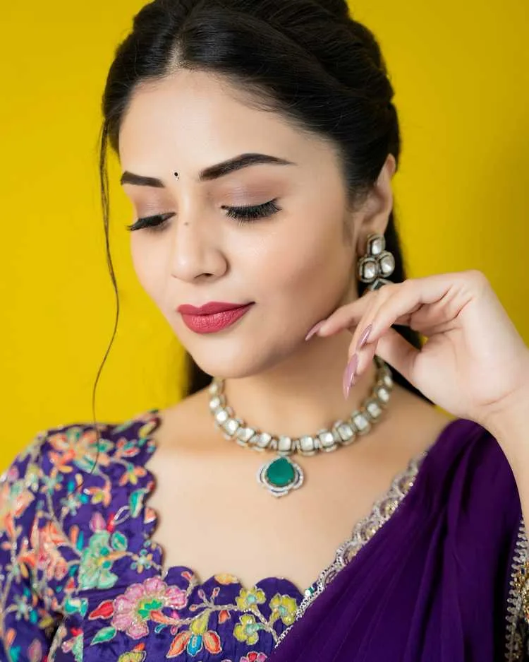 Sreemukhi: Telugu TV’s Most Popular Anchor, Actress, and Bigg Boss Star
