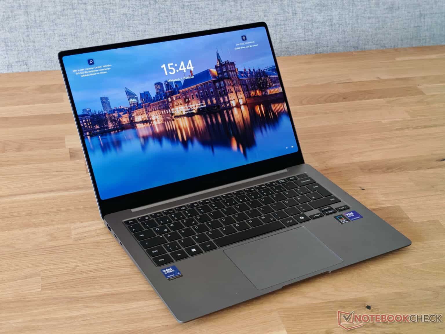 Samsung Galaxy Book 6 Pro: Intel Panther Lake CPU & 32GB RAM