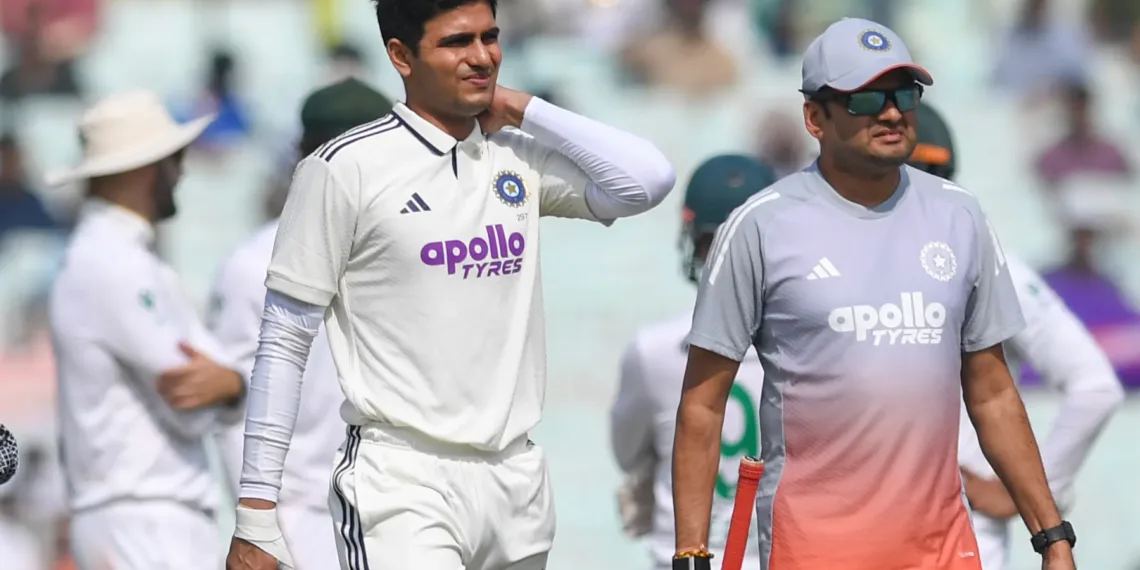 IND vs SA: Shubman Gill Discharged from Hospital After Neck Injury, Participation in 2nd Test Remains Doubtful
