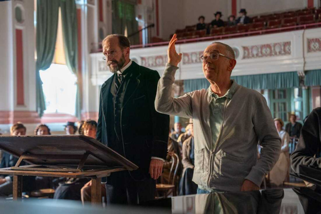 The Choral 43