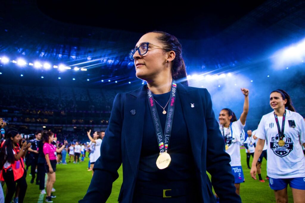 Amelia Valverde
