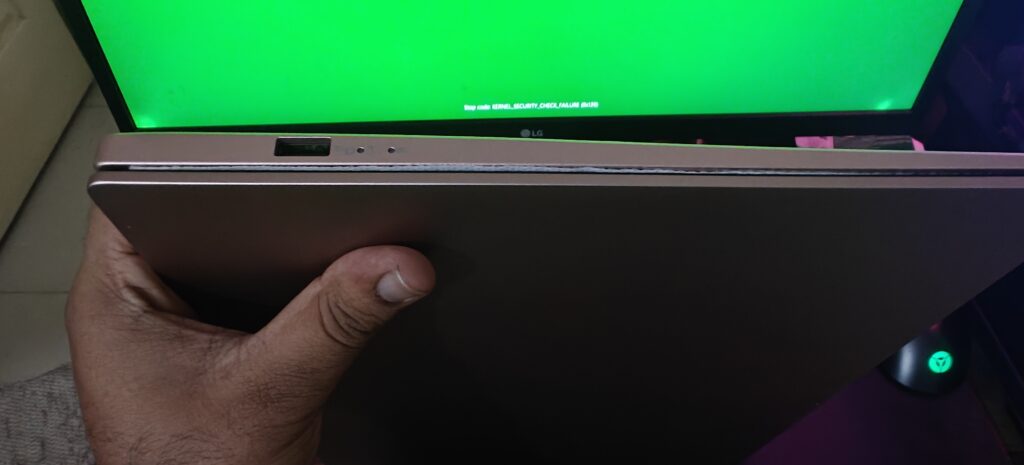ASUS Vivobook S16 (Snapdragon X) Review: MacBook Ambitions, Windows Reality